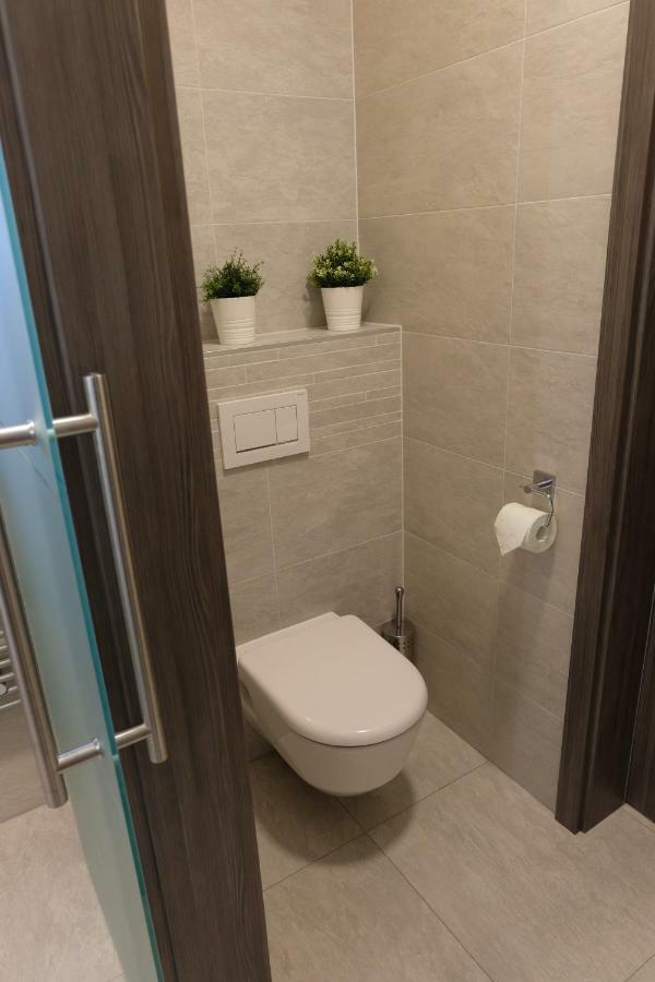 Apartmany Bd โบจิดาร์ ภายนอก รูปภาพ